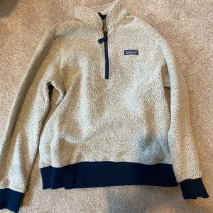 Women’s Patagonia wool 3/4 zip up Medium